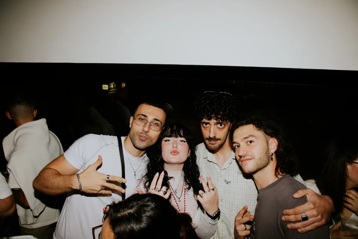 LAZONA X KAOS foto 46